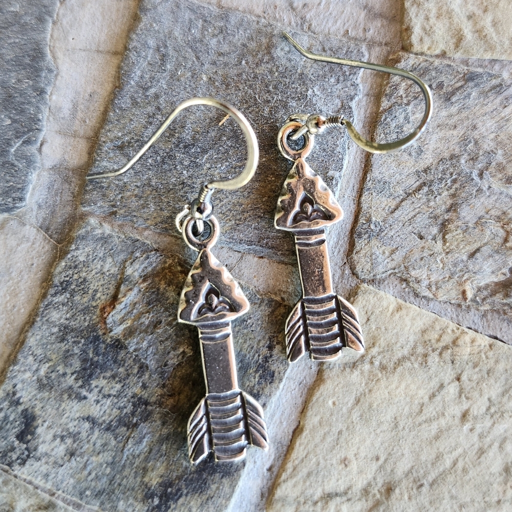 Sterling Silver Arrow Design Earrings - Picture 9 of 12
